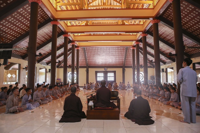 Khóa tu thiền trà “Về để lắng nghe” tại chùa Hòa Phúc