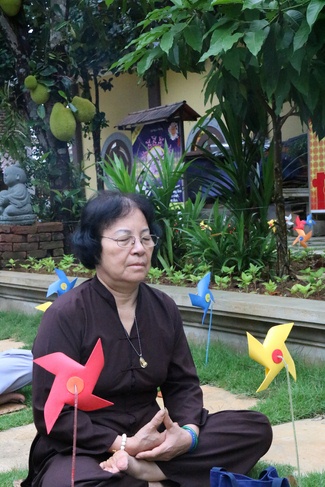 Khóa tu thiền trà “Về để lắng nghe” tại chùa Hòa Phúc