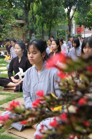 Khóa tu thiền trà “Về để lắng nghe” tại chùa Hòa Phúc