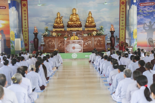 One-Day Cultivation reciting the Buddha’s name at Dong Cao Pagoda in Thanh Hoa Province