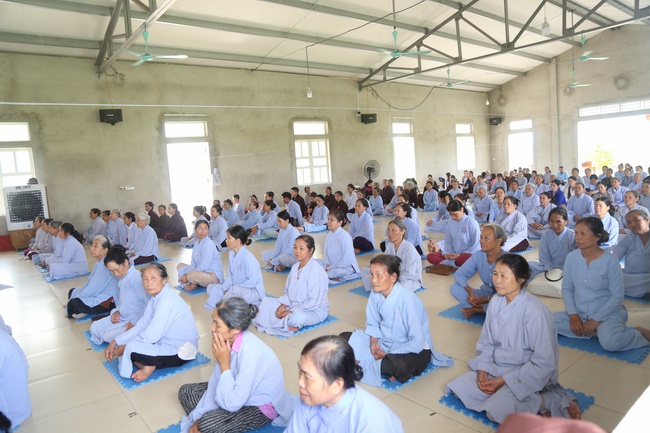 One-Day Cultivation reciting the Buddha’s name at Dong Cao Pagoda in Thanh Hoa Province