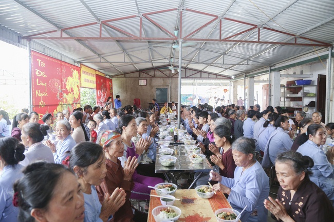 One-Day Cultivation reciting the Buddha’s name at Dong Cao Pagoda in Thanh Hoa Province