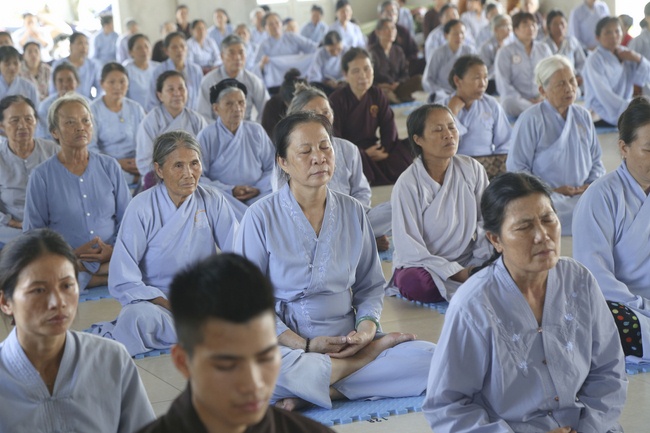 One-Day Cultivation reciting the Buddha’s name at Dong Cao Pagoda in Thanh Hoa Province