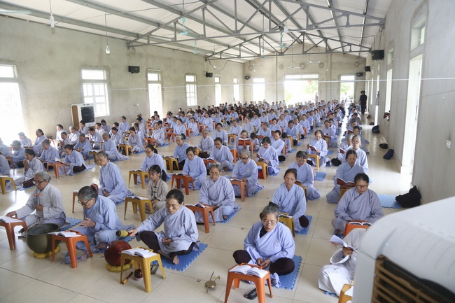 One-Day Cultivation reciting the Buddha’s name at Dong Cao Pagoda in Thanh Hoa Province