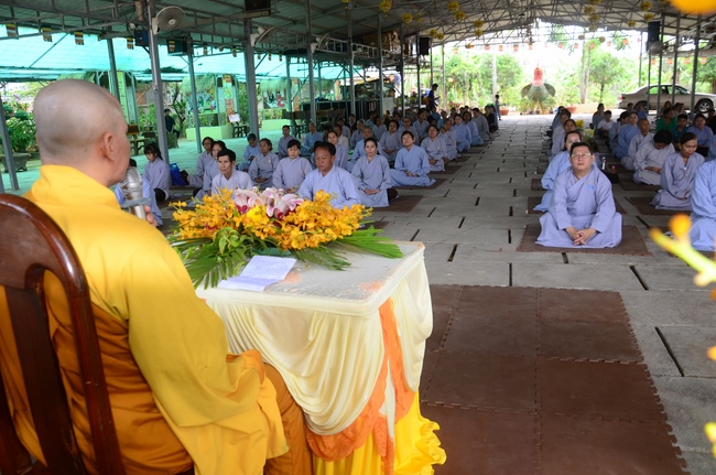 One-day cultivation at Hoang Phap Pagoda in Cambodia