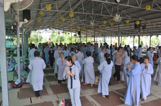 One-day cultivation at Hoang Phap Pagoda in Cambodia