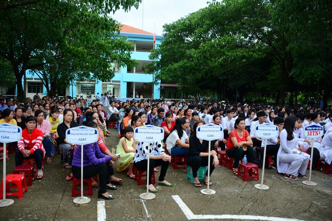 Trường THPT Đức Hòa tổ chức Lễ Tri Ân