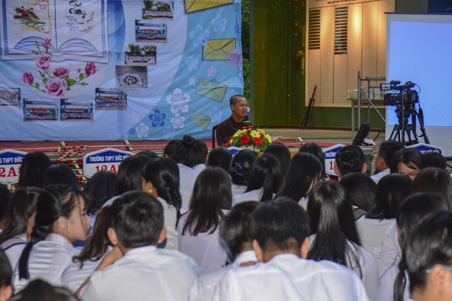 Trường THPT Đức Hòa tổ chức Lễ Tri Ân