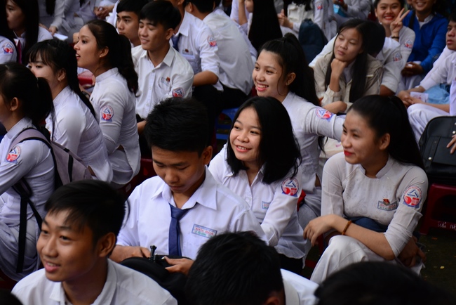 Trường THPT Đức Hòa tổ chức Lễ Tri Ân