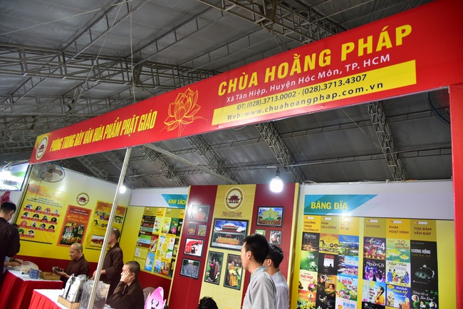 Buddhist Culture - Cuisine Fair At Pho Quang Temple