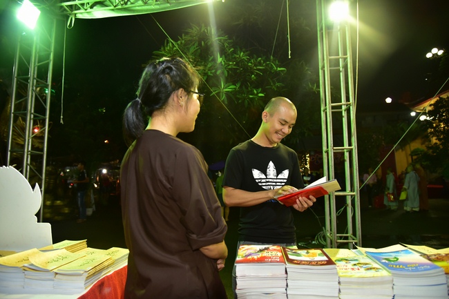 Buddhist Culture - Cuisine Fair At Pho Quang Temple
