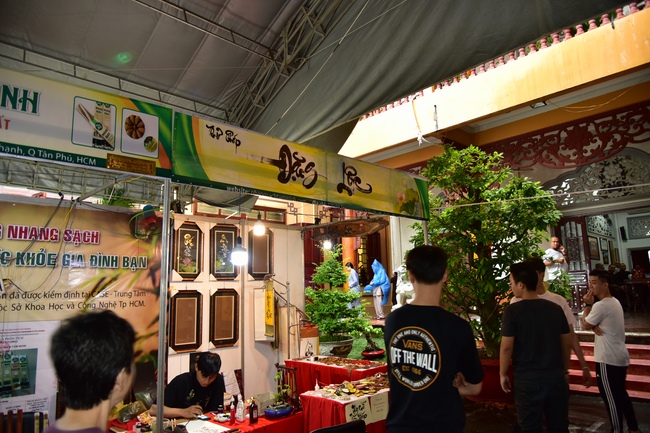 Buddhist Culture - Cuisine Fair At Pho Quang Temple