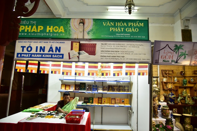 Buddhist Culture - Cuisine Fair At Pho Quang Temple