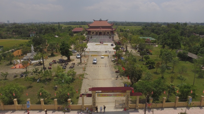 The ceremony of the Birthday’s Buddha at Tinh Phap pagoda – Ha Tinh