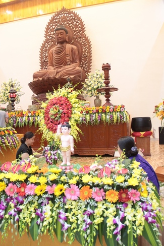 The ceremony of the Birthday’s Buddha at Tinh Phap pagoda – Ha Tinh