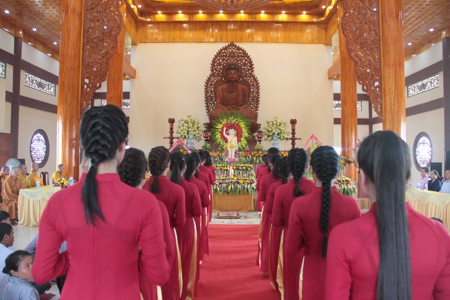 The ceremony of the Birthday’s Buddha at Tinh Phap pagoda – Ha Tinh