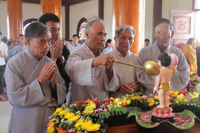 The ceremony of the Birthday’s Buddha at Tinh Phap pagoda – Ha Tinh