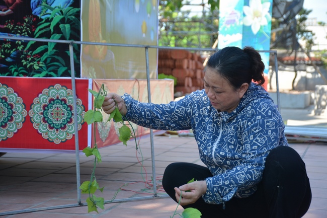 The affairs of preparing for the great ceremony of the Buddha's Birthday at Tay Khanh pagoda in Thai Binh province