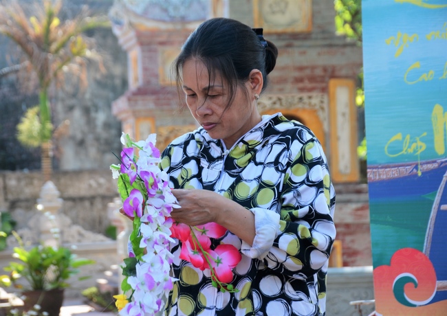 The affairs of preparing for the great ceremony of the Buddha's Birthday at Tay Khanh pagoda in Thai Binh province