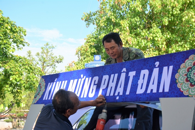 The affairs of preparing for the great ceremony of the Buddha's Birthday at Tay Khanh pagoda in Thai Binh province