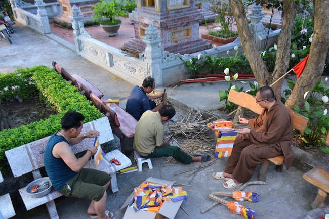The affairs of preparing for the great ceremony of the Buddha's Birthday at Tay Khanh pagoda in Thai Binh province