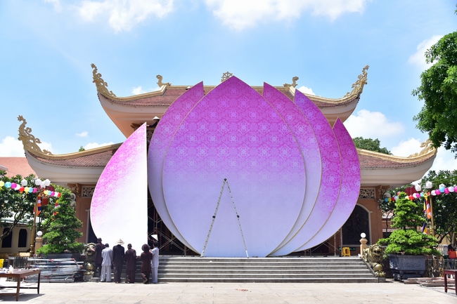 Prepare for Vesak 2018