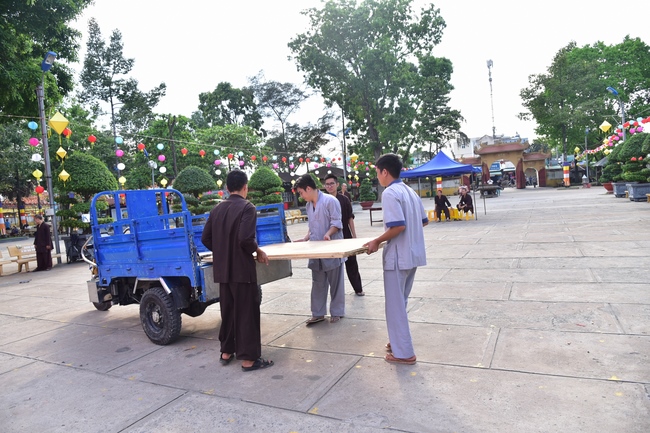 Prepare for Vesak 2018