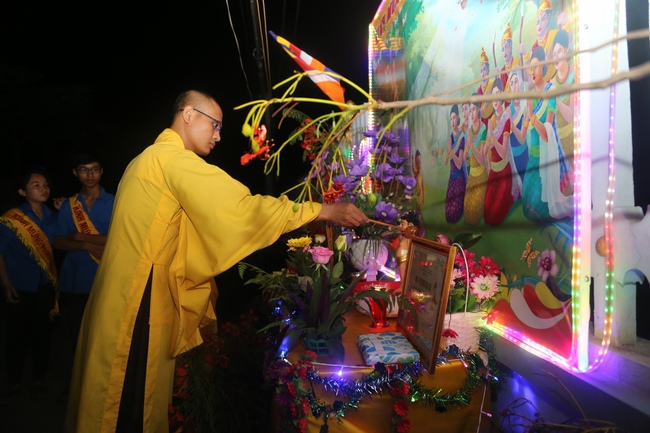 The affairs of preparing for the great ceremony of the Buddha's Birthday at Dong Cao pagoda in Thanh Hoa province