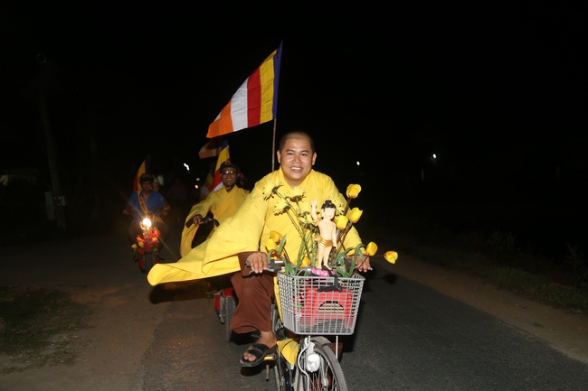 The affairs of preparing for the great ceremony of the Buddha's Birthday at Dong Cao pagoda in Thanh Hoa province