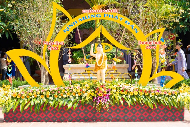 The great Buddha’s Birthday Celebration at Hoa Phuc Pagoda – Hanoi