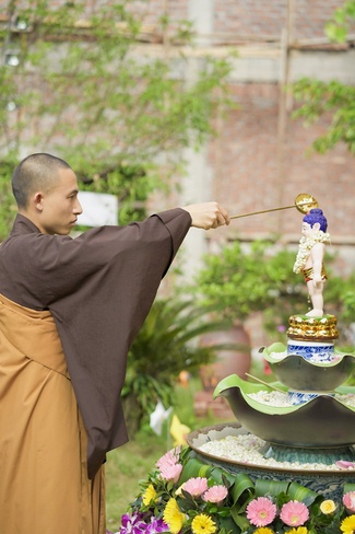 The great Buddha’s Birthday Celebration at Hoa Phuc Pagoda – Hanoi