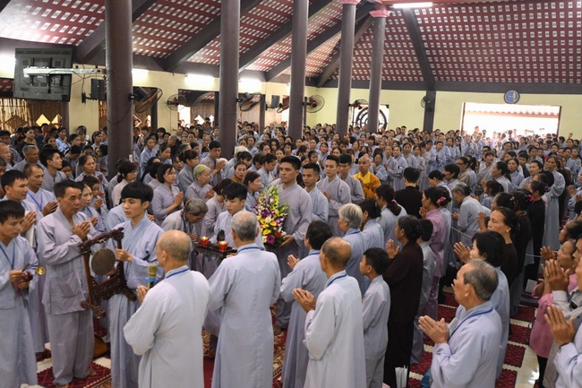The great Buddha’s Birthday Celebration at Hoa Phuc Pagoda – Hanoi