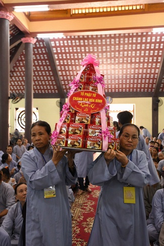 The great Buddha’s Birthday Celebration at Hoa Phuc Pagoda – Hanoi