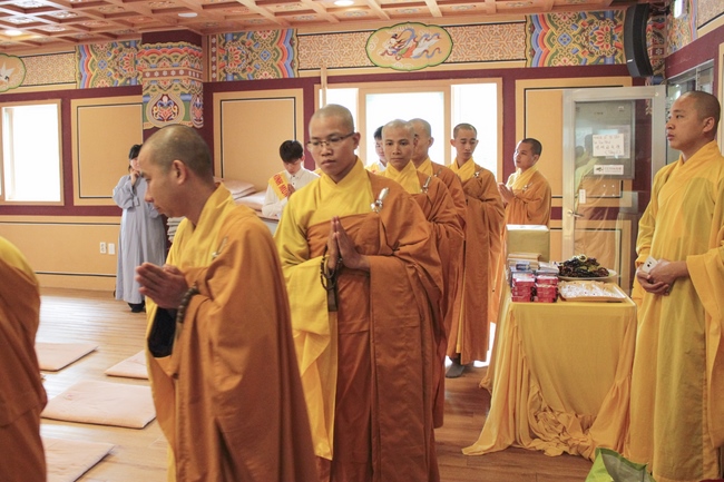 Vesak Ceremony for the Vietnamese at Yonggungsa Temple, Korea