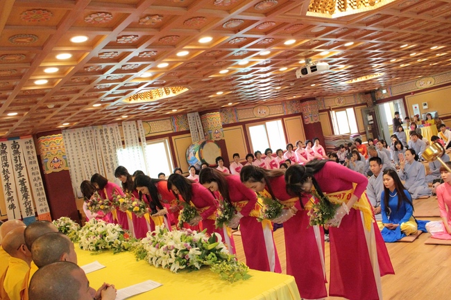 Vesak Ceremony for the Vietnamese at Yonggungsa Temple, Korea
