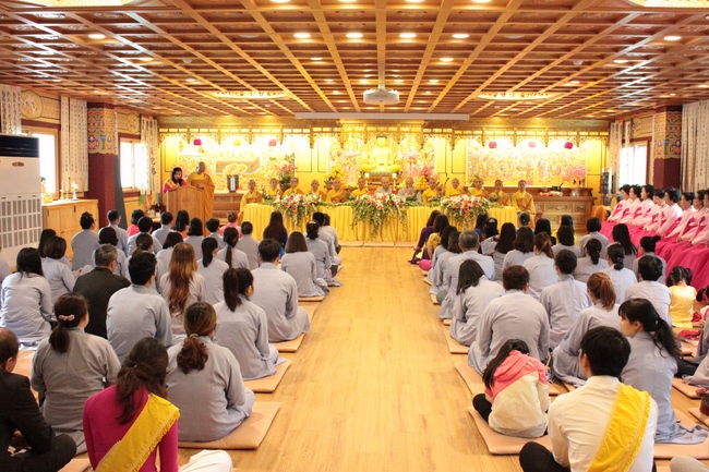 Vesak Ceremony for the Vietnamese at Yonggungsa Temple, Korea