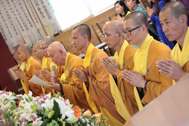 Vesak Ceremony for the Vietnamese at Yonggungsa Temple, Korea