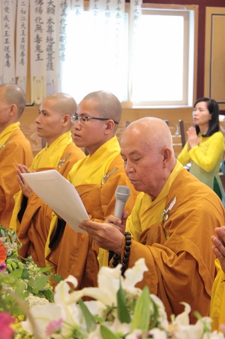 Vesak Ceremony for the Vietnamese at Yonggungsa Temple, Korea