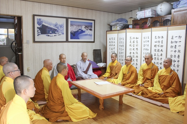 Vesak Ceremony for the Vietnamese at Yonggungsa Temple, Korea
