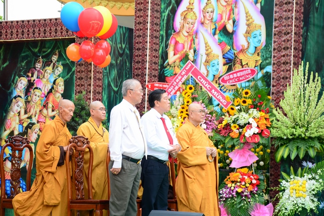 Phật giáo huyện Hóc Môn tổ chức Đại lễ Phật đản PL.2562