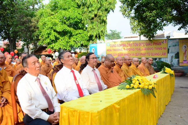 Phật giáo huyện Hóc Môn tổ chức Đại lễ Phật đản PL.2562