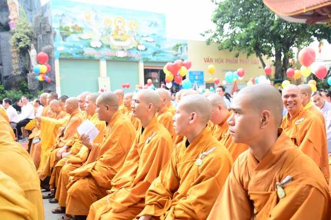 Phật giáo huyện Hóc Môn tổ chức Đại lễ Phật đản PL.2562