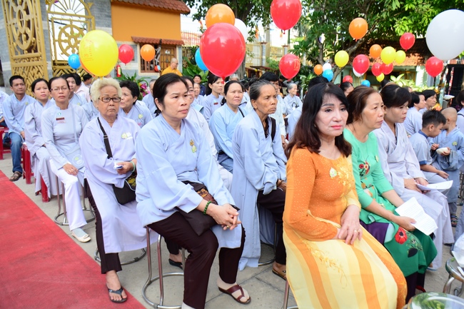 Phật giáo huyện Hóc Môn tổ chức Đại lễ Phật đản PL.2562