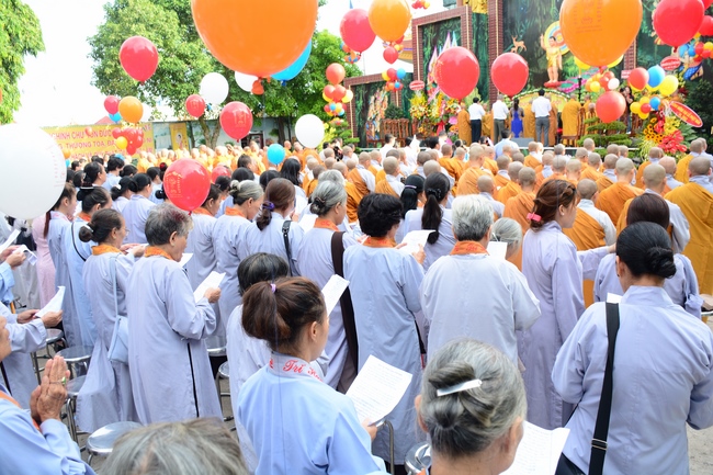 Phật giáo huyện Hóc Môn tổ chức Đại lễ Phật đản PL.2562