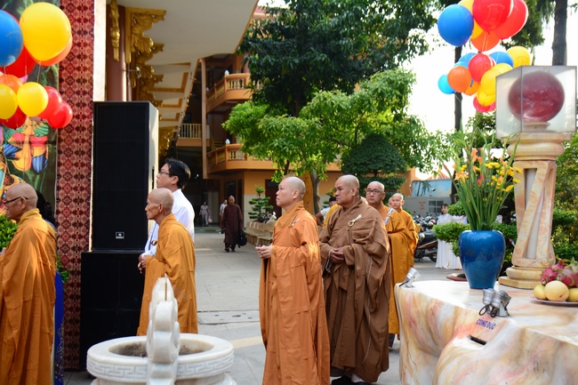 Phật giáo huyện Hóc Môn tổ chức Đại lễ Phật đản PL.2562