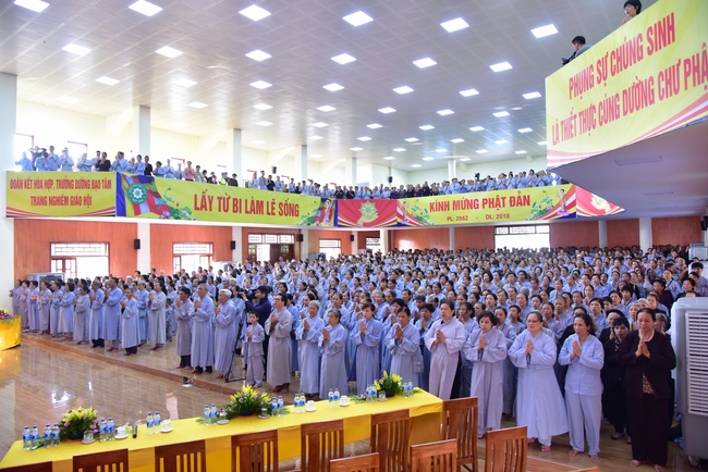 Board of directors of Vietnam’s Buddhist Sangha in Que Vo district held the Buddha's birthday ceremony at Diên Quang pagoda – Bắc Ninh
