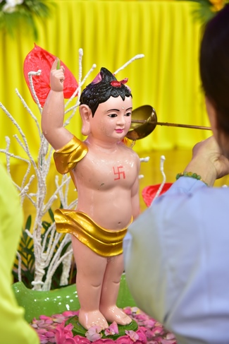 Board of directors of Vietnam’s Buddhist Sangha in Que Vo district held the Buddha's birthday ceremony at Diên Quang pagoda – Bắc Ninh