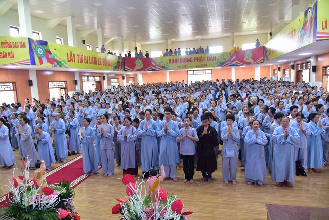 Board of directors of Vietnam’s Buddhist Sangha in Que Vo district held the Buddha's birthday ceremony at Diên Quang pagoda – Bắc Ninh