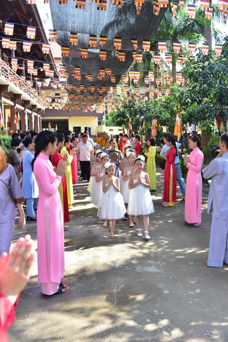 Board of directors of Vietnam’s Buddhist Sangha in Que Vo district held the Buddha's birthday ceremony at Diên Quang pagoda – Bắc Ninh