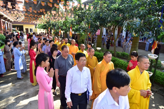 Board of directors of Vietnam’s Buddhist Sangha in Que Vo district held the Buddha's birthday ceremony at Diên Quang pagoda – Bắc Ninh